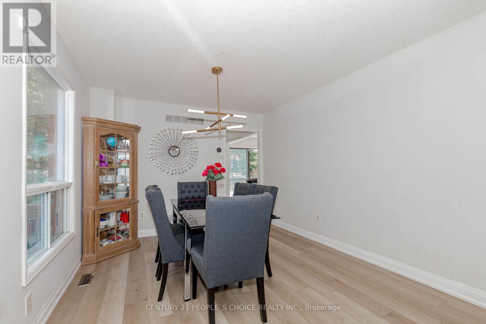 47 Blair Crescent, Barrie, Ontario  L4M 5Y6 - Photo 16 - S12419186