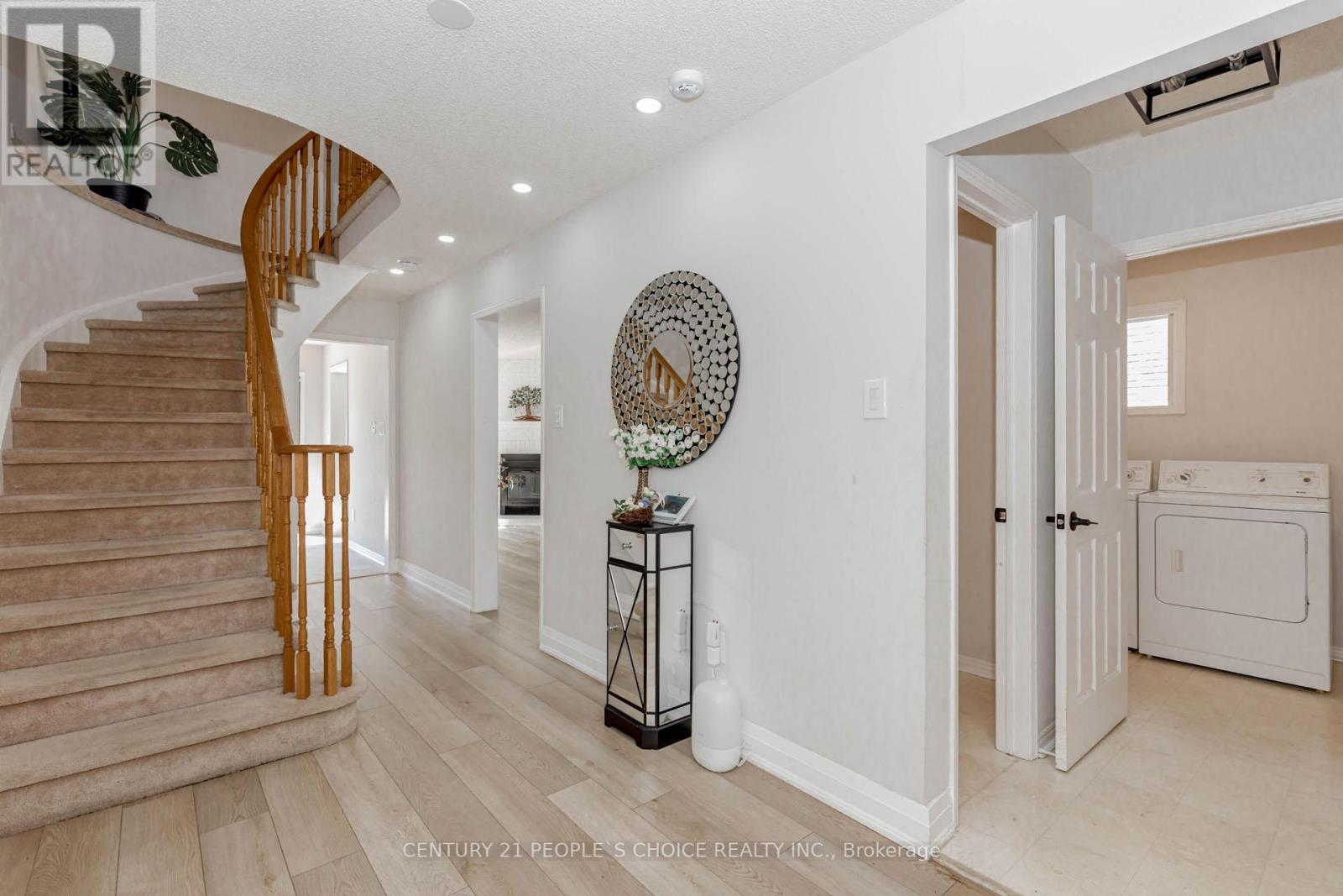 47 Blair Crescent, Barrie, Ontario  L4M 5Y6 - Photo 18 - S12419186