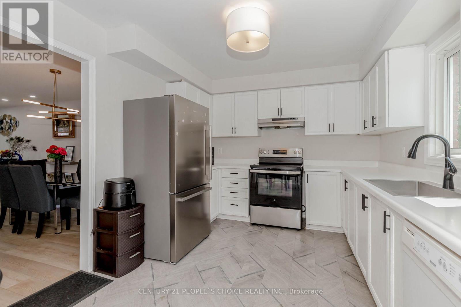 47 Blair Crescent, Barrie, Ontario  L4M 5Y6 - Photo 28 - S12419186