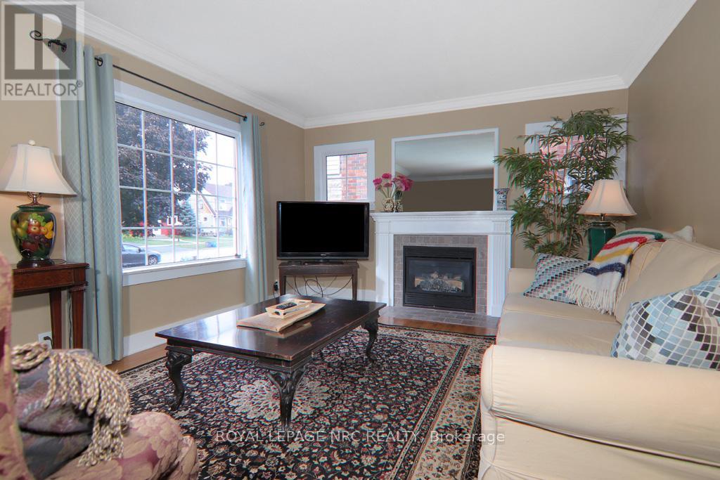 216 Highland Avenue, Fort Erie, Ontario  L2A 2X7 - Photo 33 - X12419353