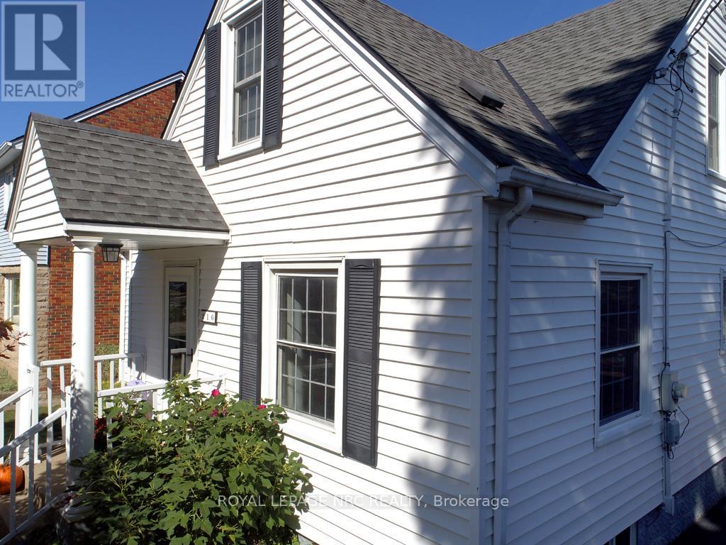 216 Highland Avenue, Fort Erie, Ontario  L2A 2X7 - Photo 4 - X12419353