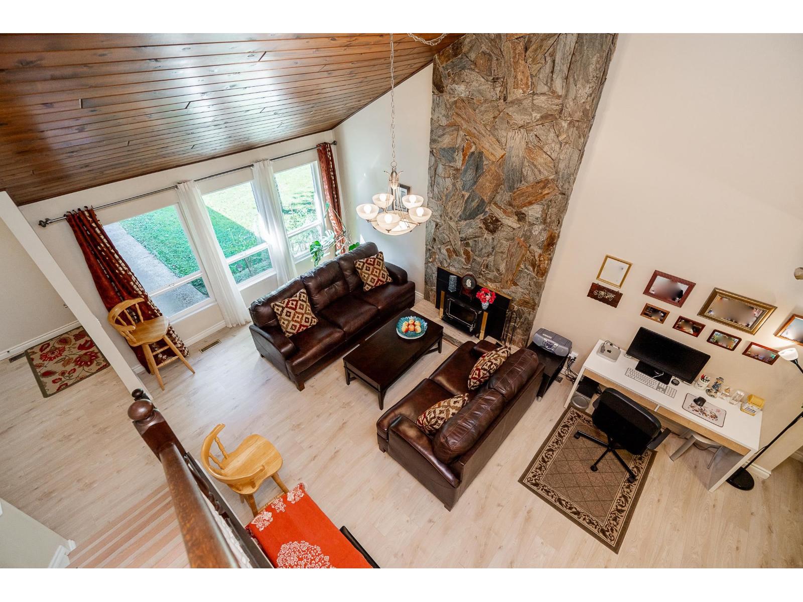 9674 155a Street, Surrey, British Columbia  V3R 7N8 - Photo 6 - R3050523