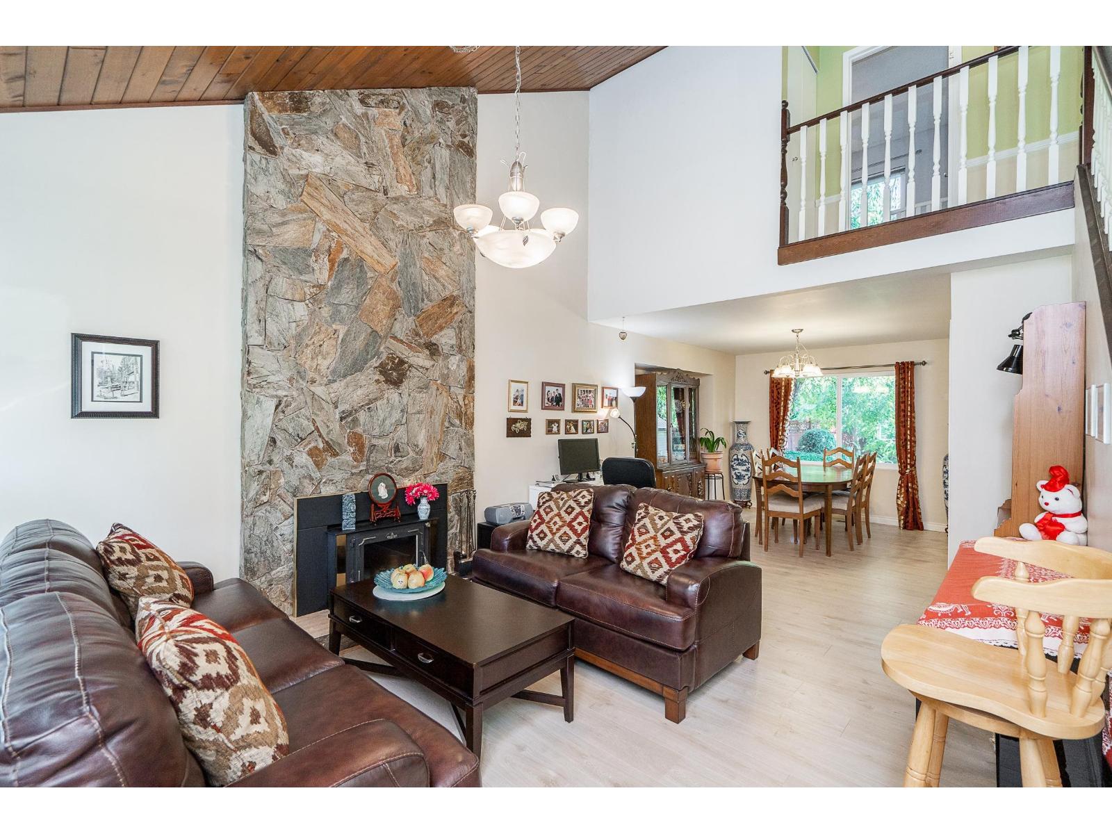 9674 155a Street, Surrey, British Columbia  V3R 7N8 - Photo 7 - R3050523