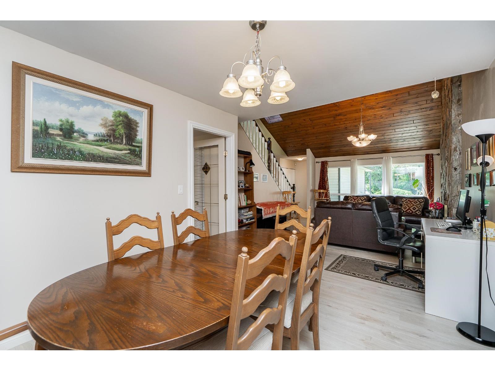 9674 155a Street, Surrey, British Columbia  V3R 7N8 - Photo 9 - R3050523