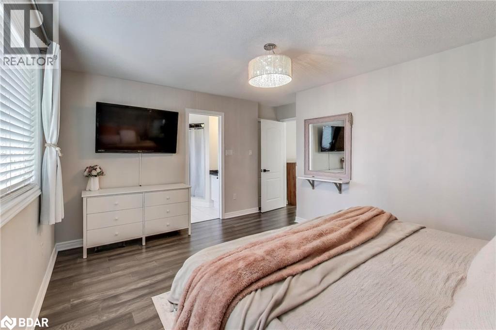 155 Cunningham Drive, Barrie, Ontario  L4N 5R3 - Photo 19 - 40772173