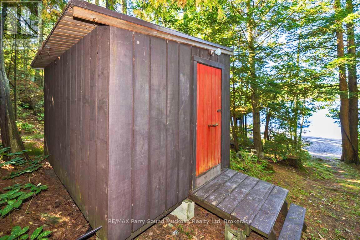 21 Glenn Burney Road, Seguin, Ontario  P2A 2X3 - Photo 44 - X12419243