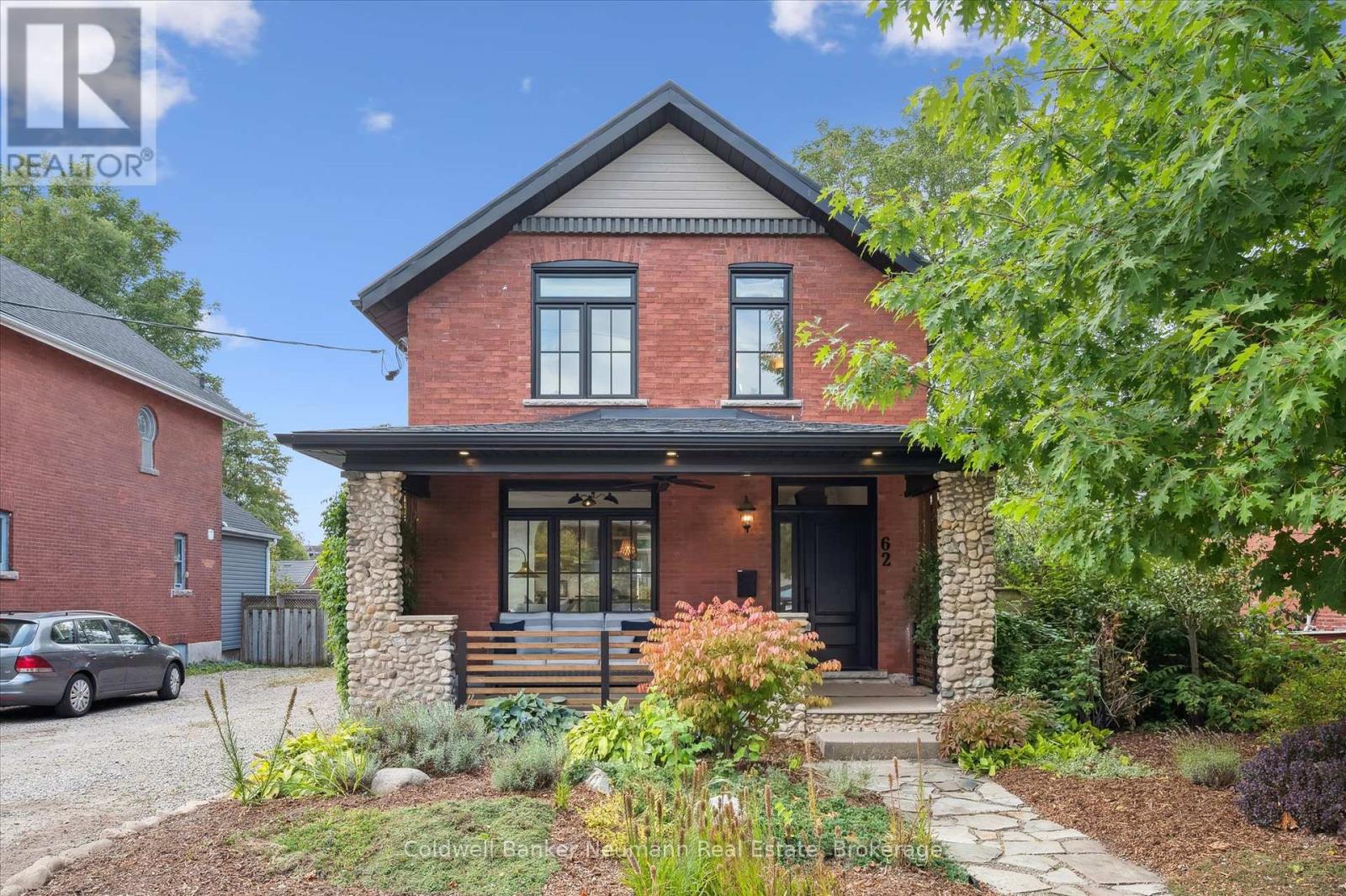 Property at 62 KIRKLAND STREET image 1