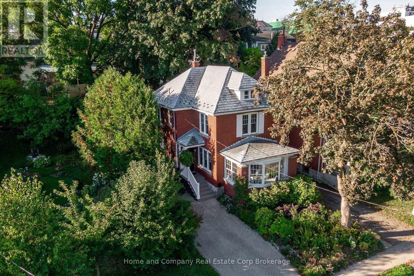 11 WATER STREET, Stratford, Ontario