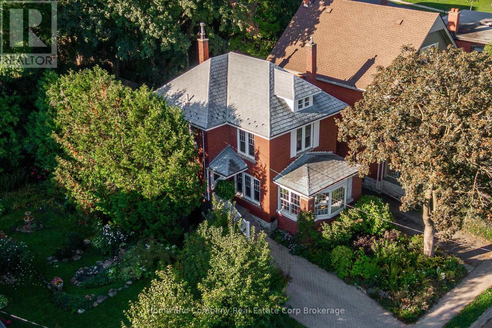 11 Water Street, Stratford, Ontario  N5A 3B9 - Photo 33 - X12419313
