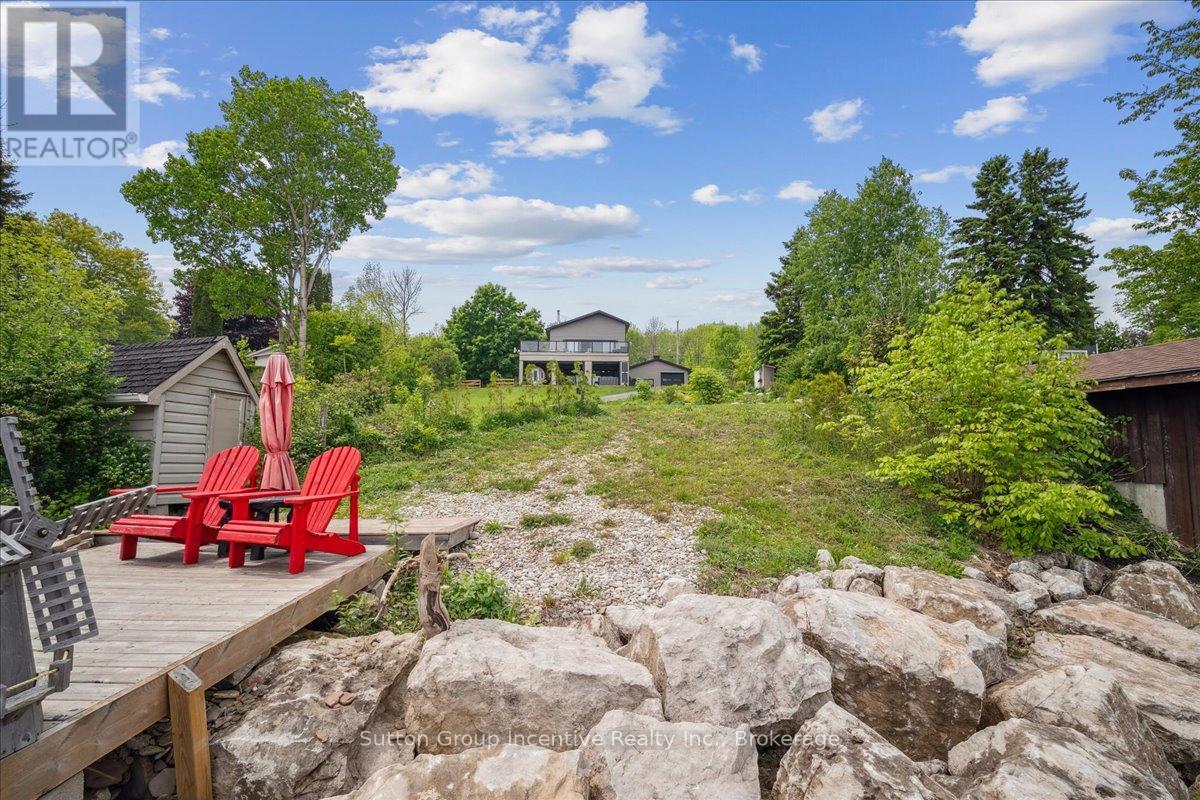 339520 Presqu'ile Road, Georgian Bluffs, Ontario  N0H 2T0 - Photo 3 - X12419322