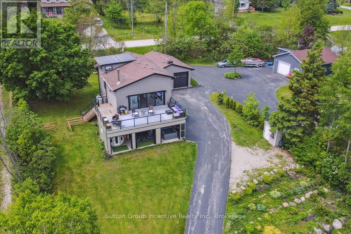 339520 Presqu'ile Road, Georgian Bluffs, Ontario  N0H 2T0 - Photo 36 - X12419322