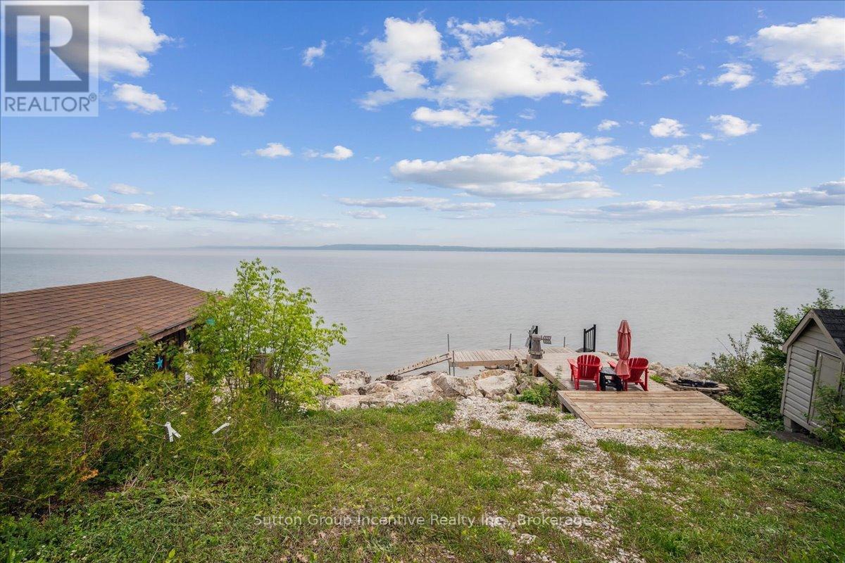339520 Presqu'ile Road, Georgian Bluffs, Ontario  N0H 2T0 - Photo 42 - X12419322