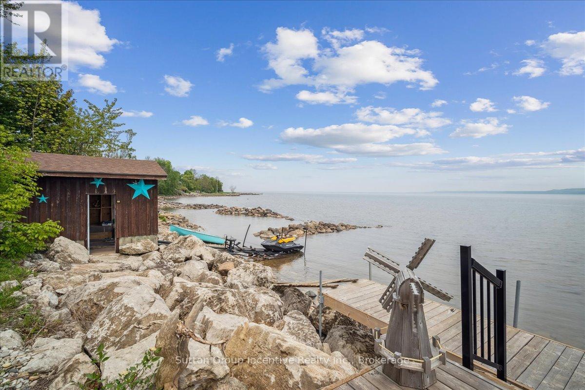 339520 Presqu'ile Road, Georgian Bluffs, Ontario  N0H 2T0 - Photo 43 - X12419322