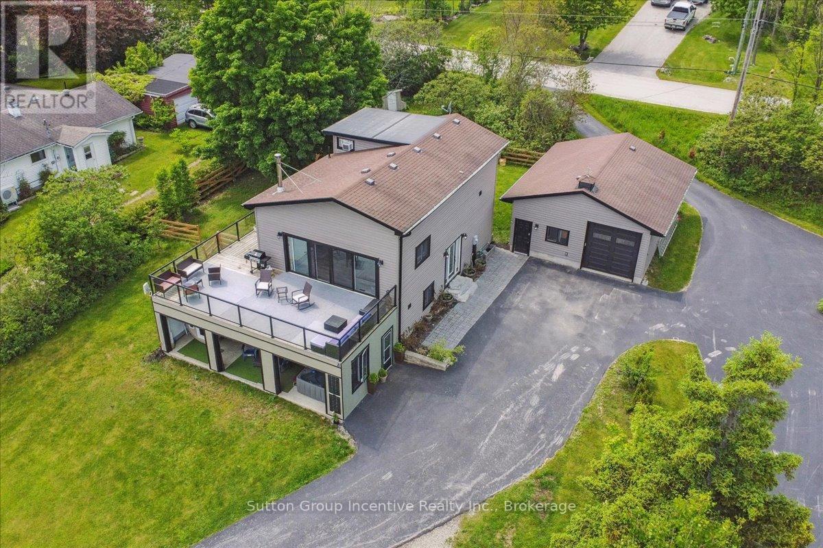 339520 Presqu'ile Road, Georgian Bluffs, Ontario  N0H 2T0 - Photo 46 - X12419322