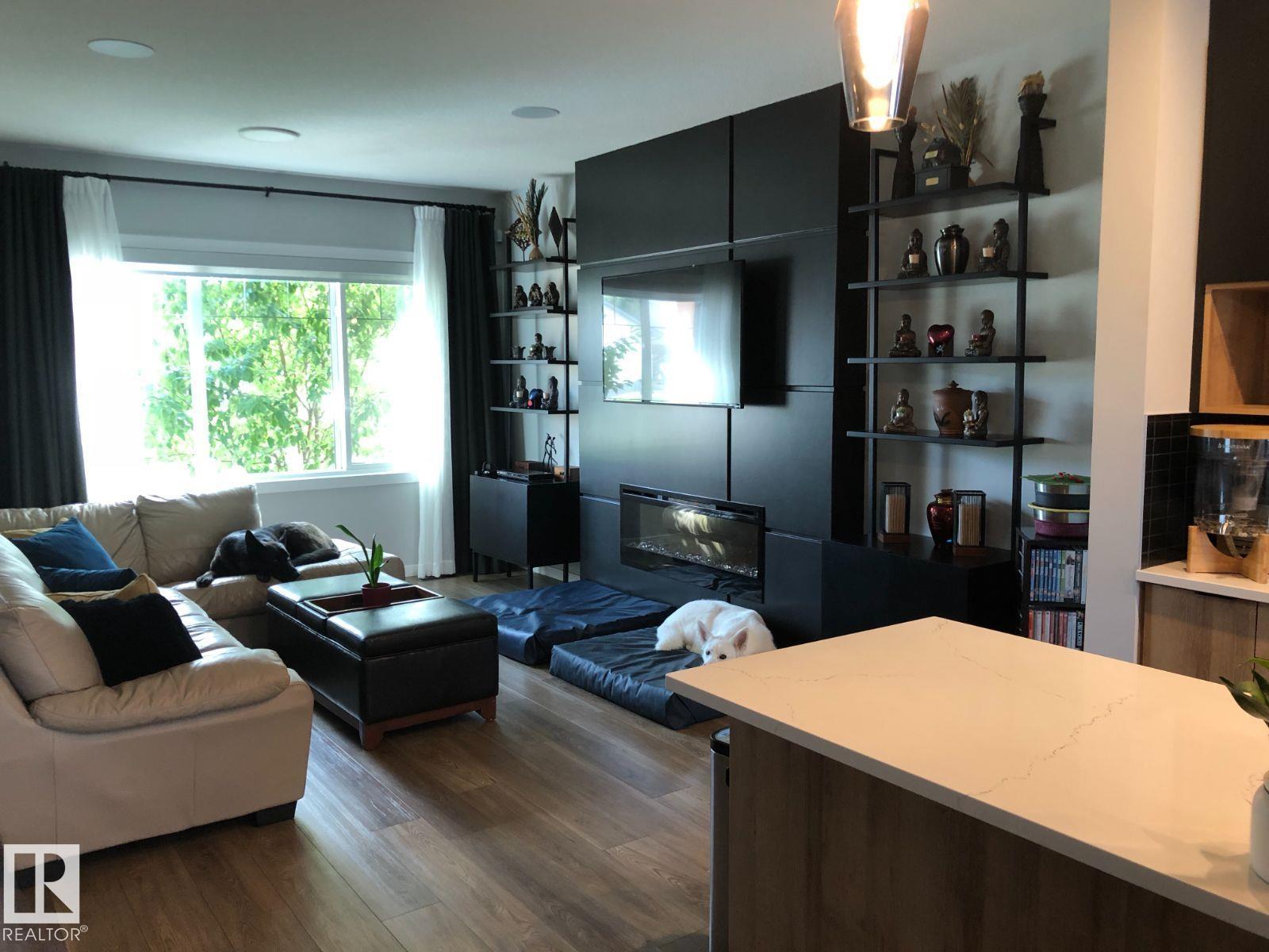 633 Merlin Ld Nw, Edmonton, Alberta  T5S 0M1 - Photo 4 - E4457580