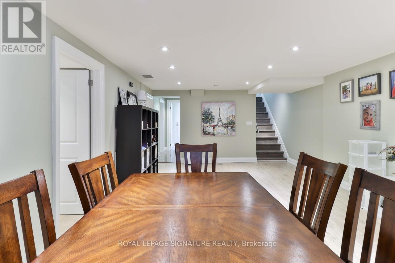 76 Berkinshaw Crescent, Toronto, Ontario  M3B 2T2 - Photo 18 - C12387891