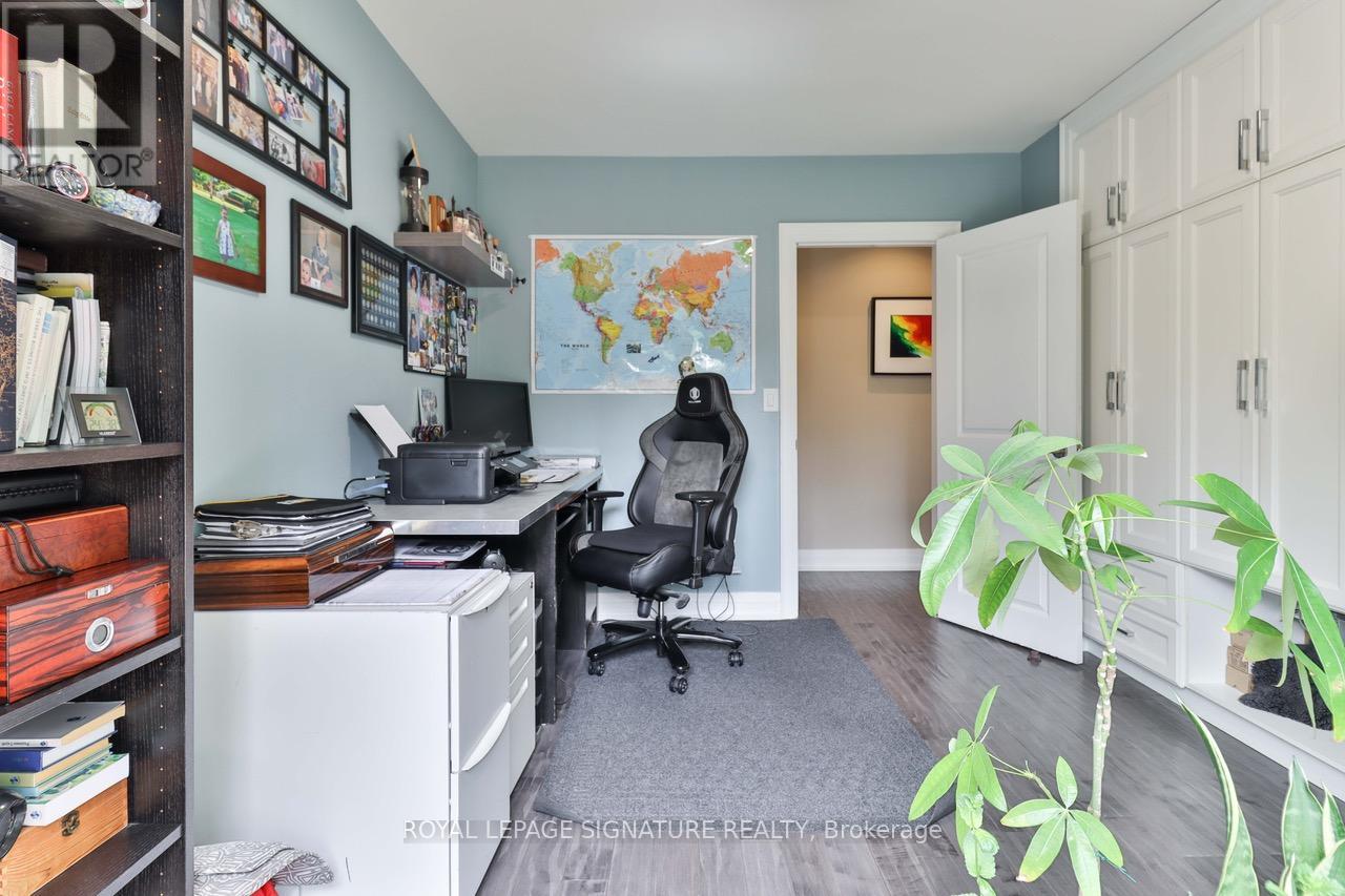 76 Berkinshaw Crescent, Toronto, Ontario  M3B 2T2 - Photo 14 - C12387891