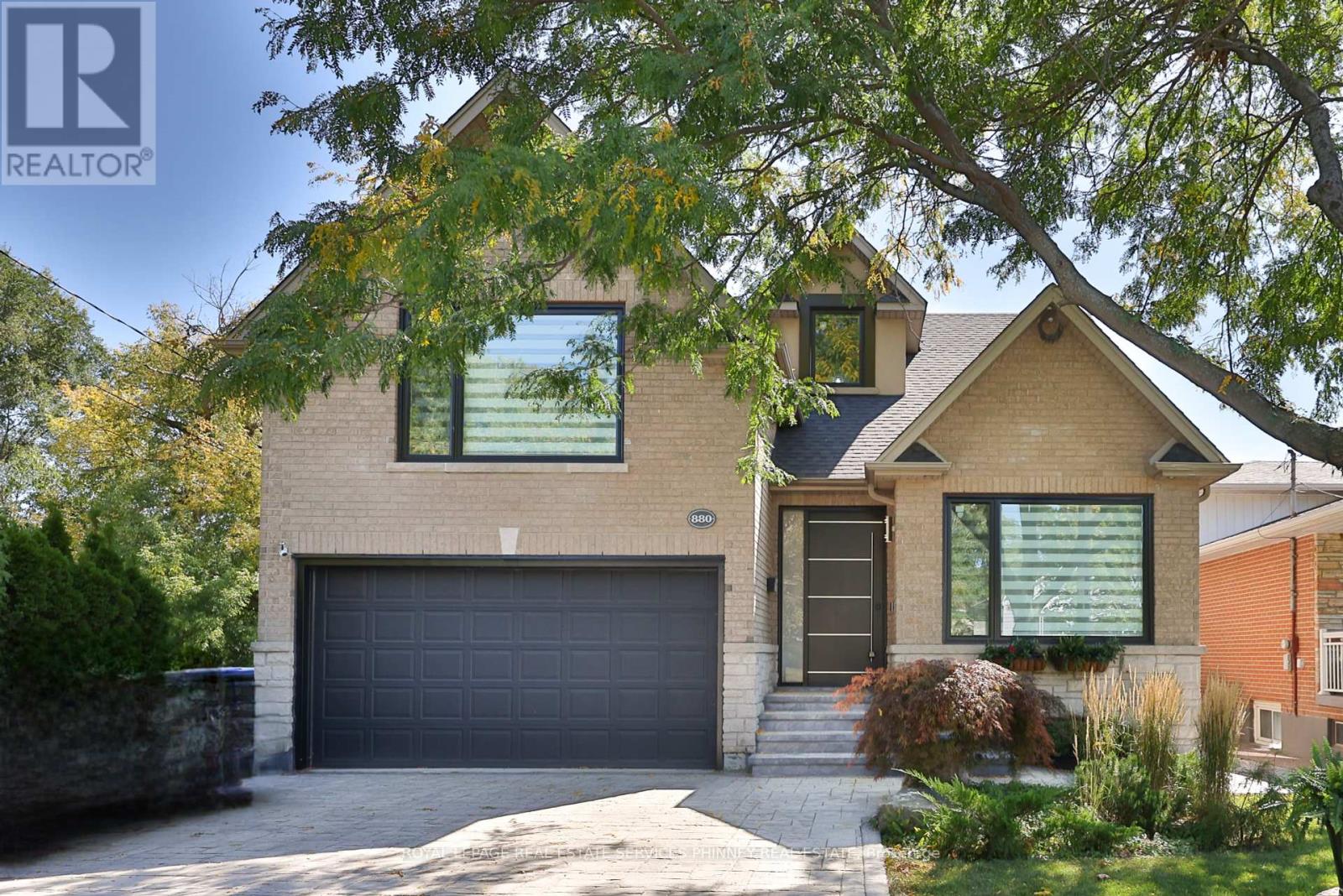 880 6th Street, Mississauga, Ontario  L5E 1N6 - Photo 2 - W12419148