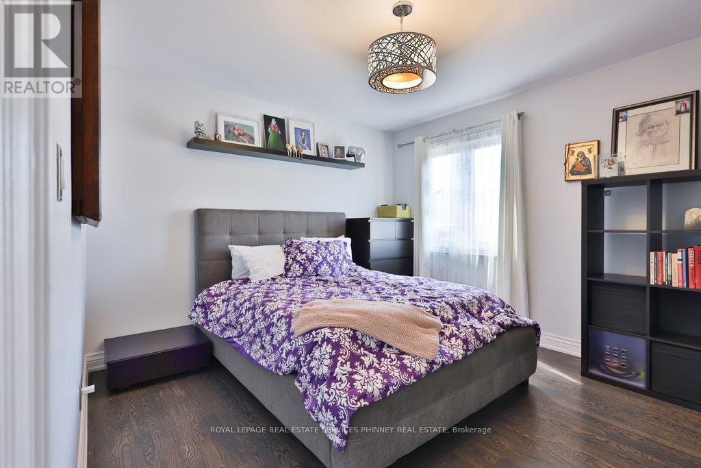 880 6th Street, Mississauga, Ontario  L5E 1N6 - Photo 36 - W12419148