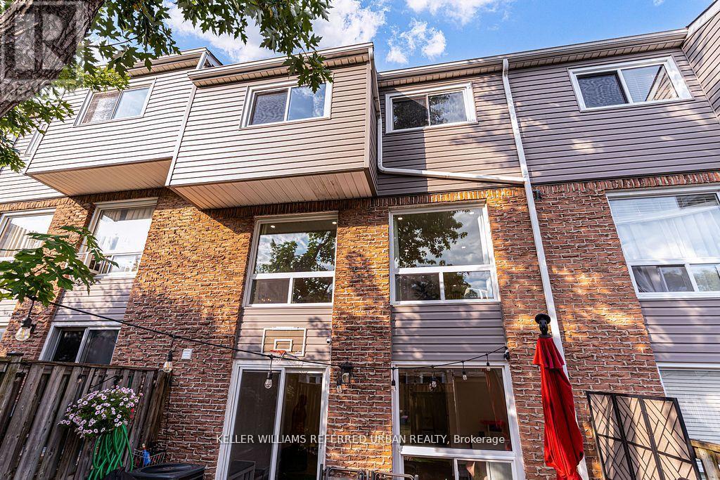 26 - 2050 Upper Middle Road, Burlington (Brant Hills), Ontario  L7P 3R9 - Photo 45 - W12419171