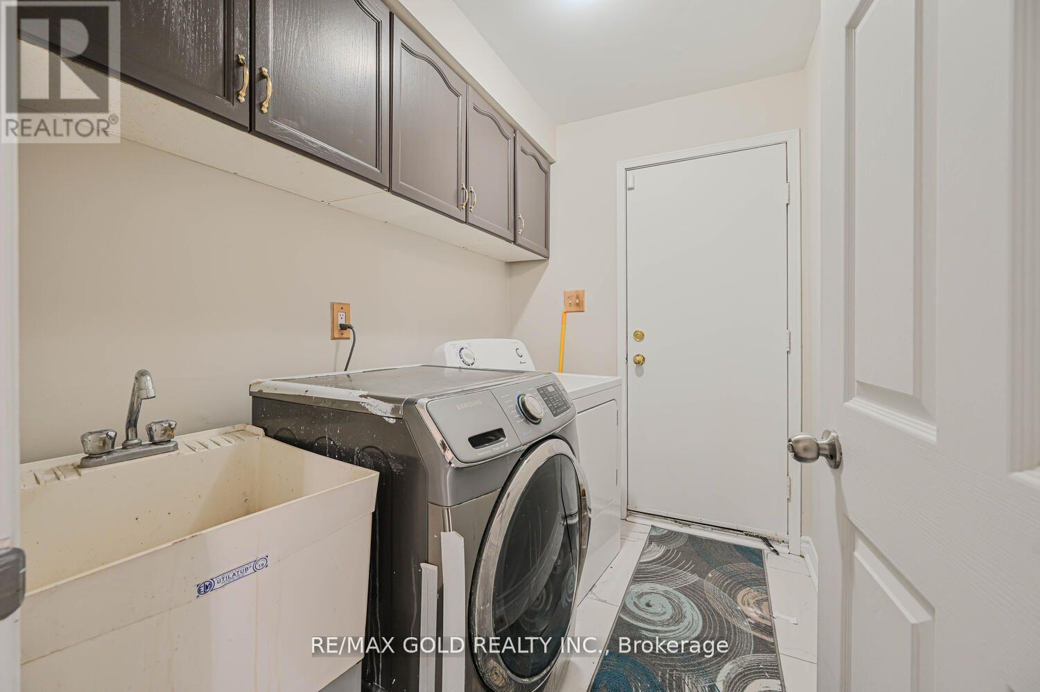 27 Buttercup Lane, Brampton, Ontario  L6R 1M9 - Photo 22 - W12419216
