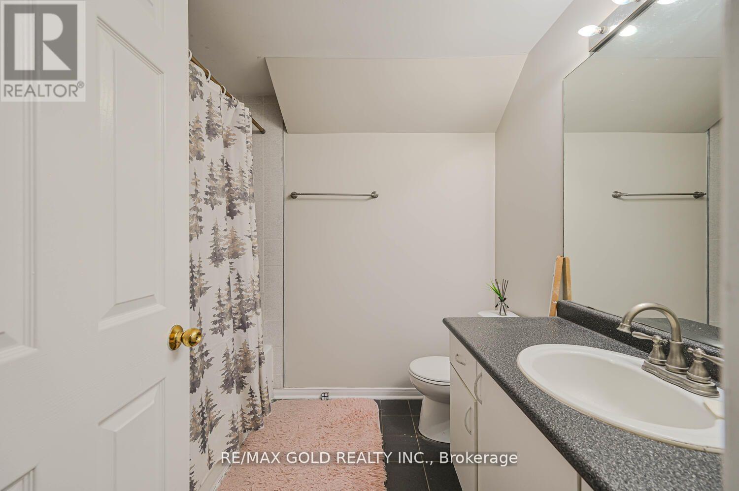 27 Buttercup Lane, Brampton, Ontario  L6R 1M9 - Photo 30 - W12419216