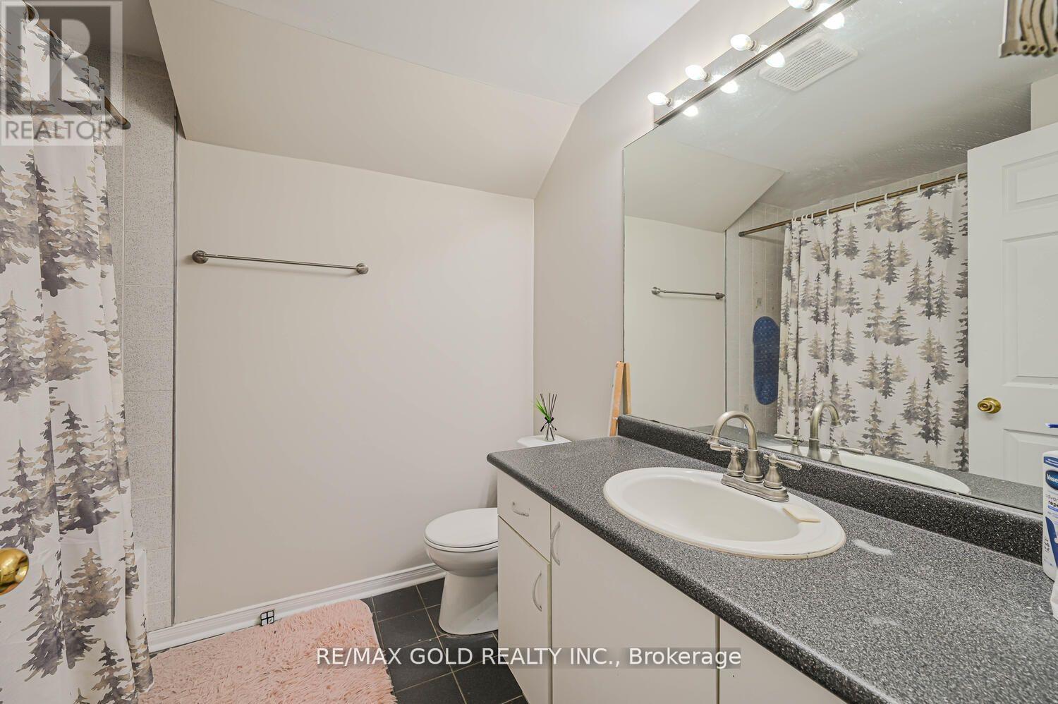 27 Buttercup Lane, Brampton, Ontario  L6R 1M9 - Photo 31 - W12419216