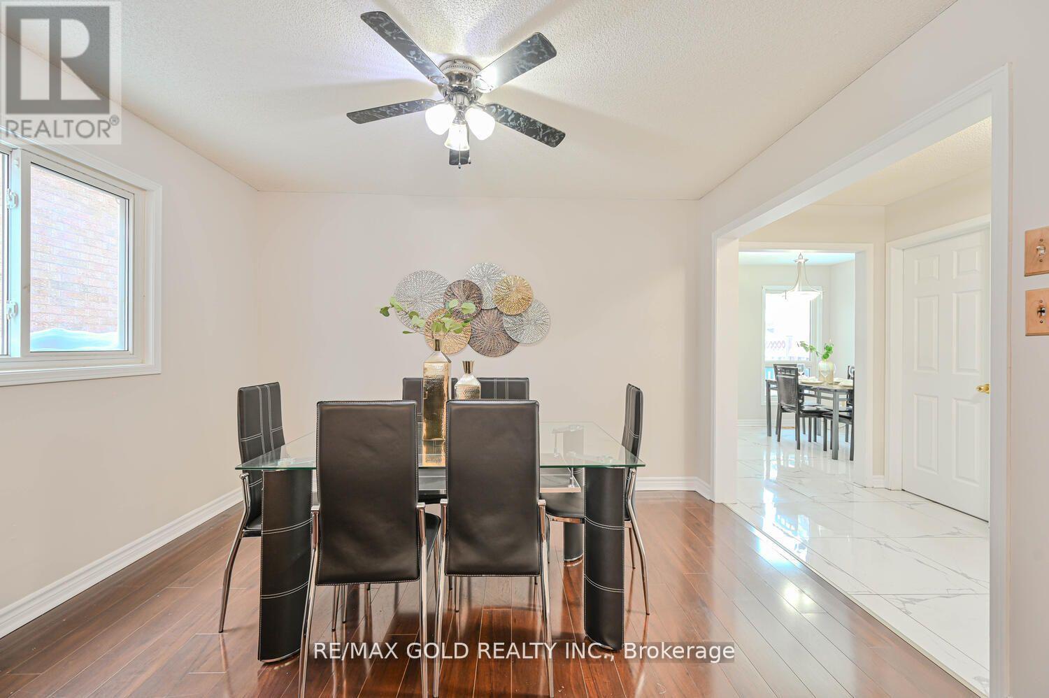 27 Buttercup Lane, Brampton, Ontario  L6R 1M9 - Photo 8 - W12419216