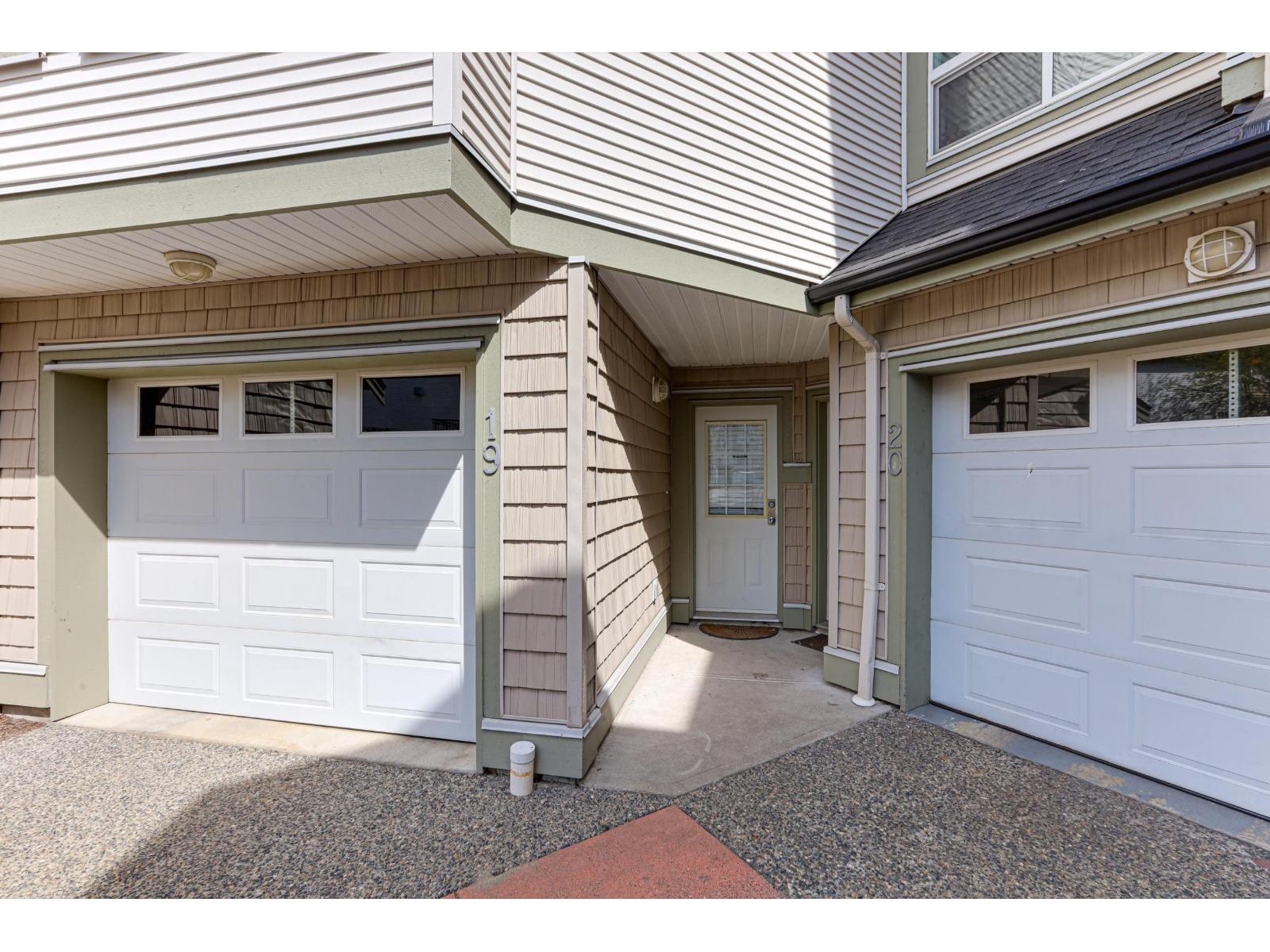 19 8638 159 Street, Surrey, British Columbia  V4N 5P7 - Photo 3 - R3050486