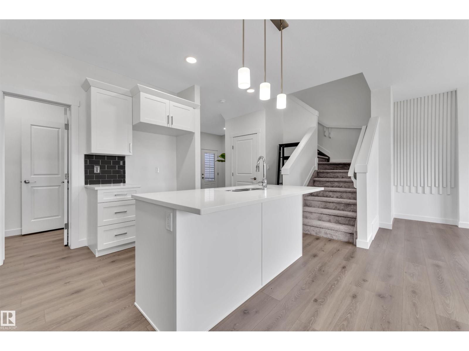 19131 29 Av Nw, Edmonton, Alberta  T6M 3B5 - Photo 10 - E4458926