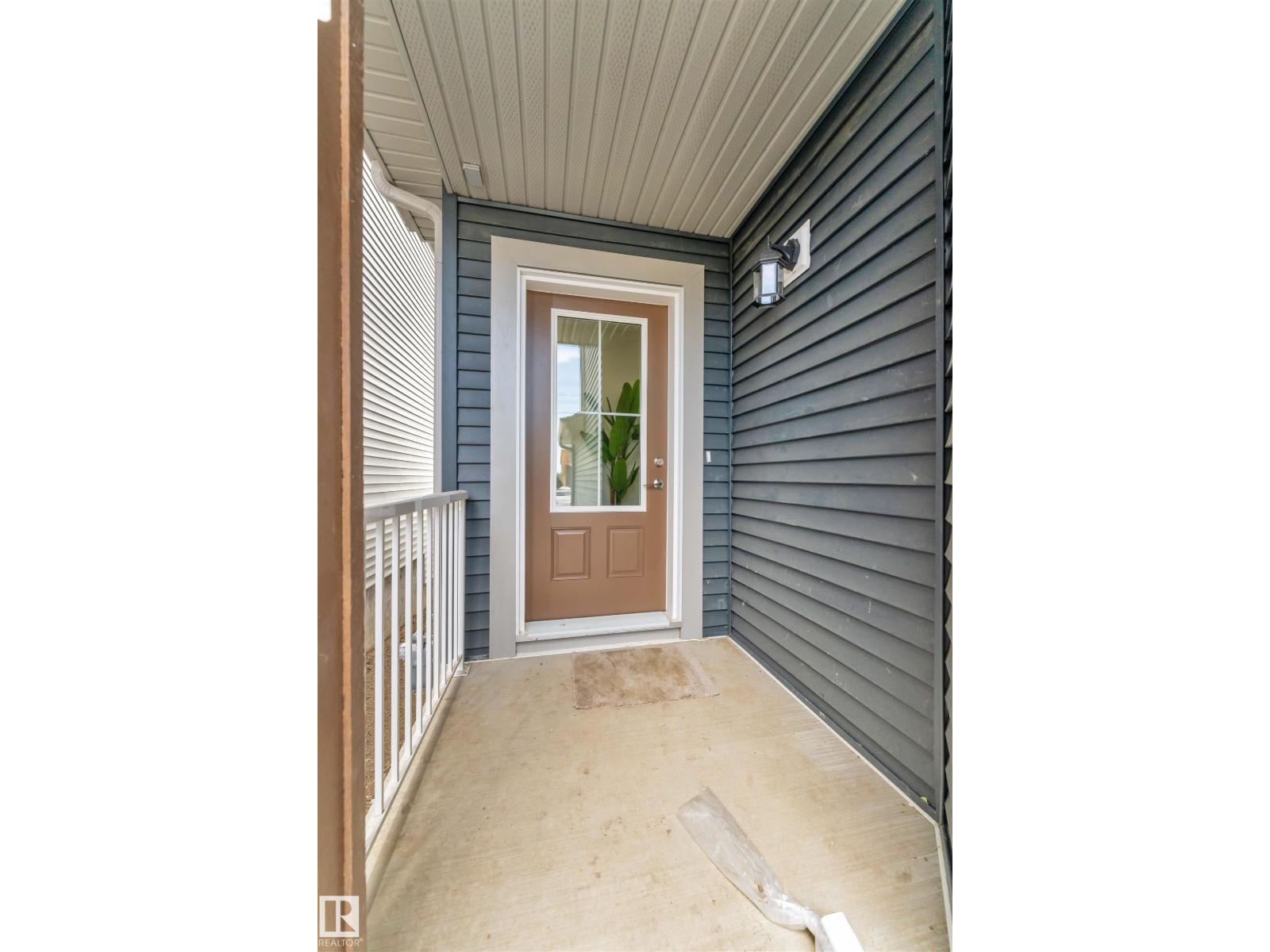 19131 29 Av Nw, Edmonton, Alberta  T6M 3B5 - Photo 2 - E4458926