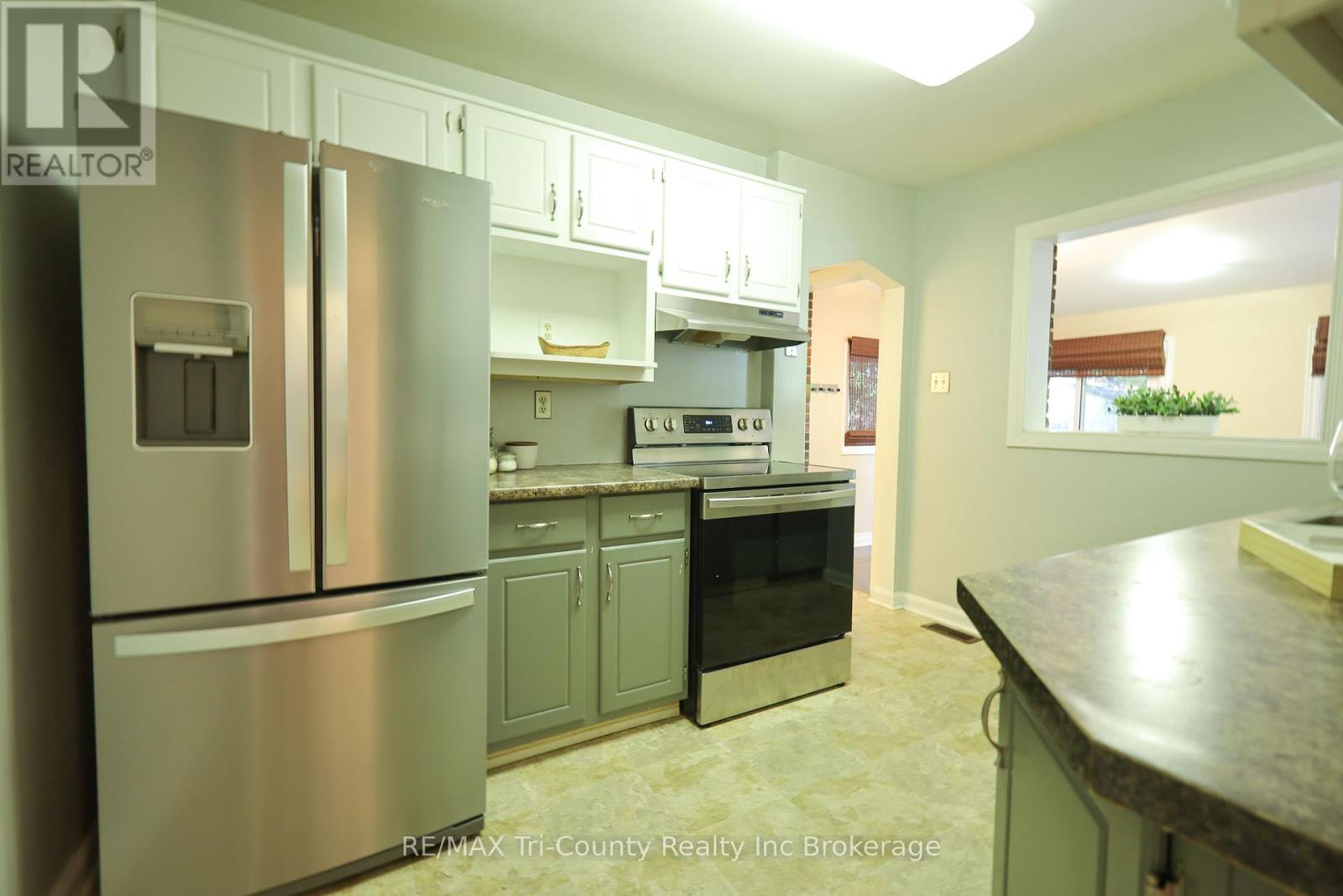 164 Fellner Avenue, London East, Ontario  N5W 4H1 - Photo 13 - X12419346