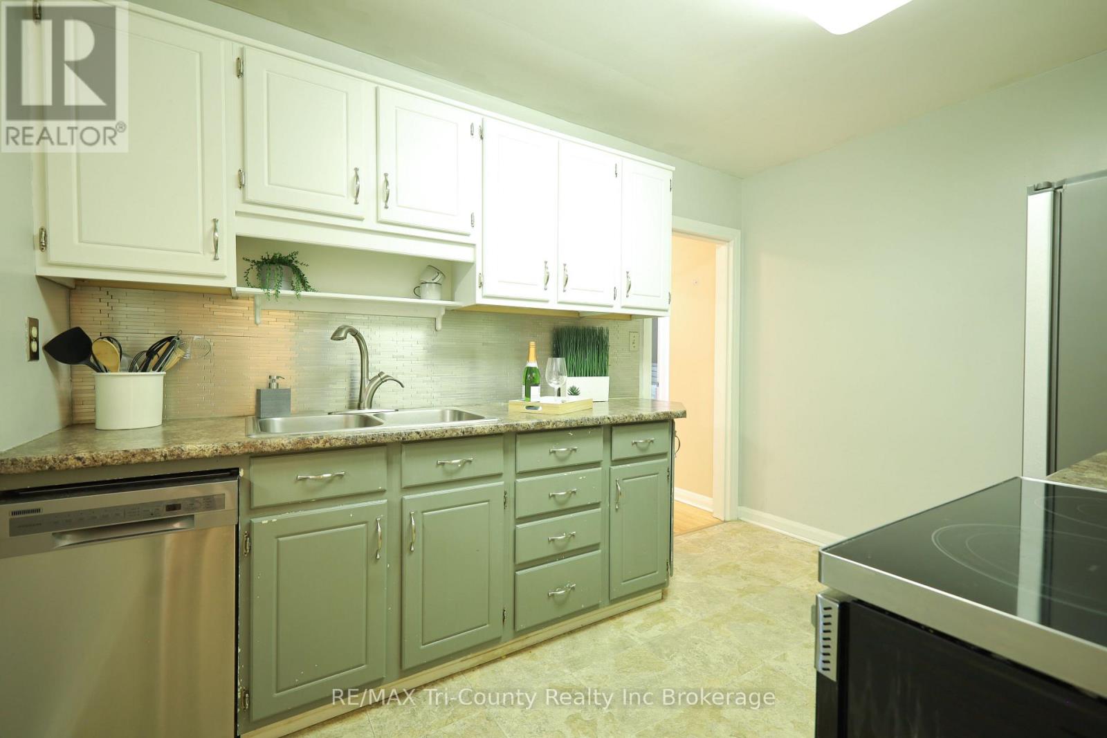 164 Fellner Avenue, London East, Ontario  N5W 4H1 - Photo 16 - X12419346