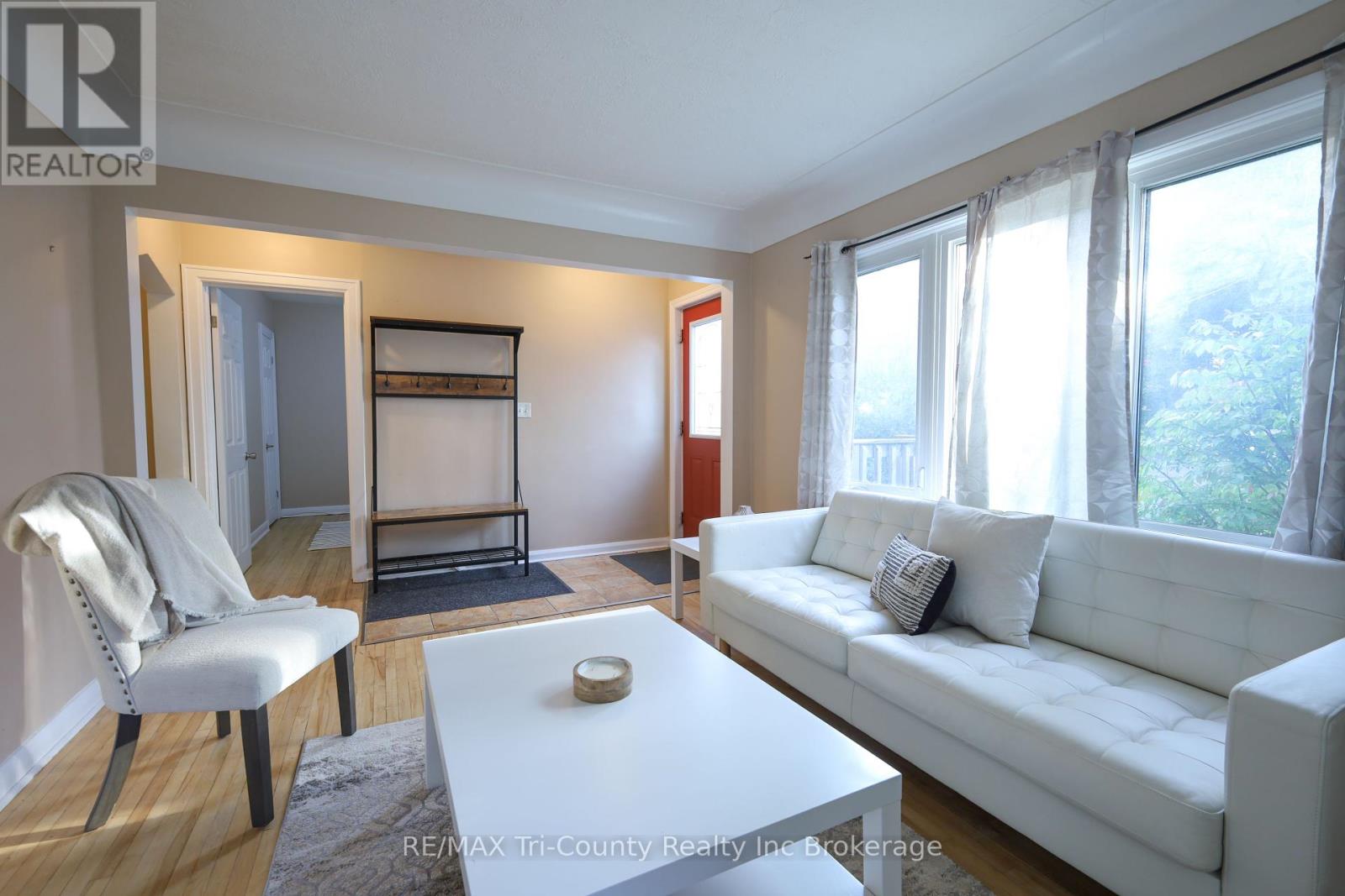 164 Fellner Avenue, London East, Ontario  N5W 4H1 - Photo 5 - X12419346