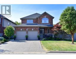 12 DEGROW CRESCENT, Hamilton, Ontario