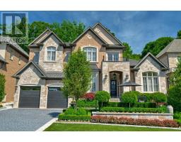 47 LEGACY LANE, Hamilton, Ontario