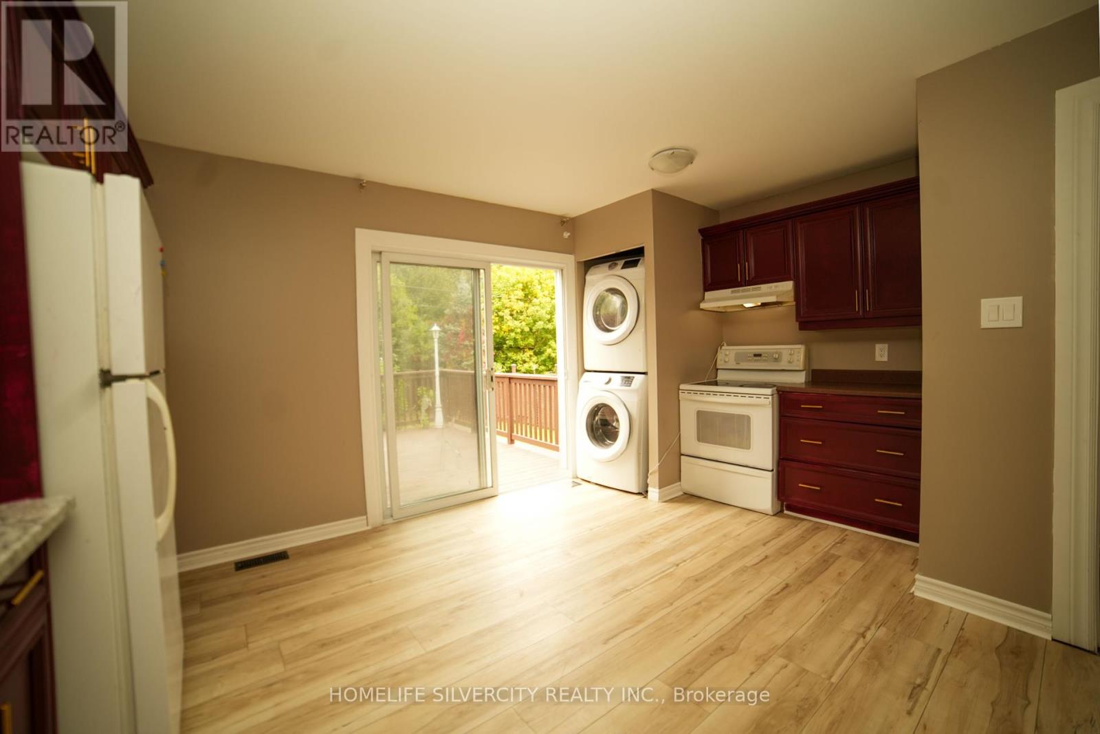 155 Shelley Drive, Greater Sudbury (Sudbury), Ontario  P3A 2S6 - Photo 16 - X12419205