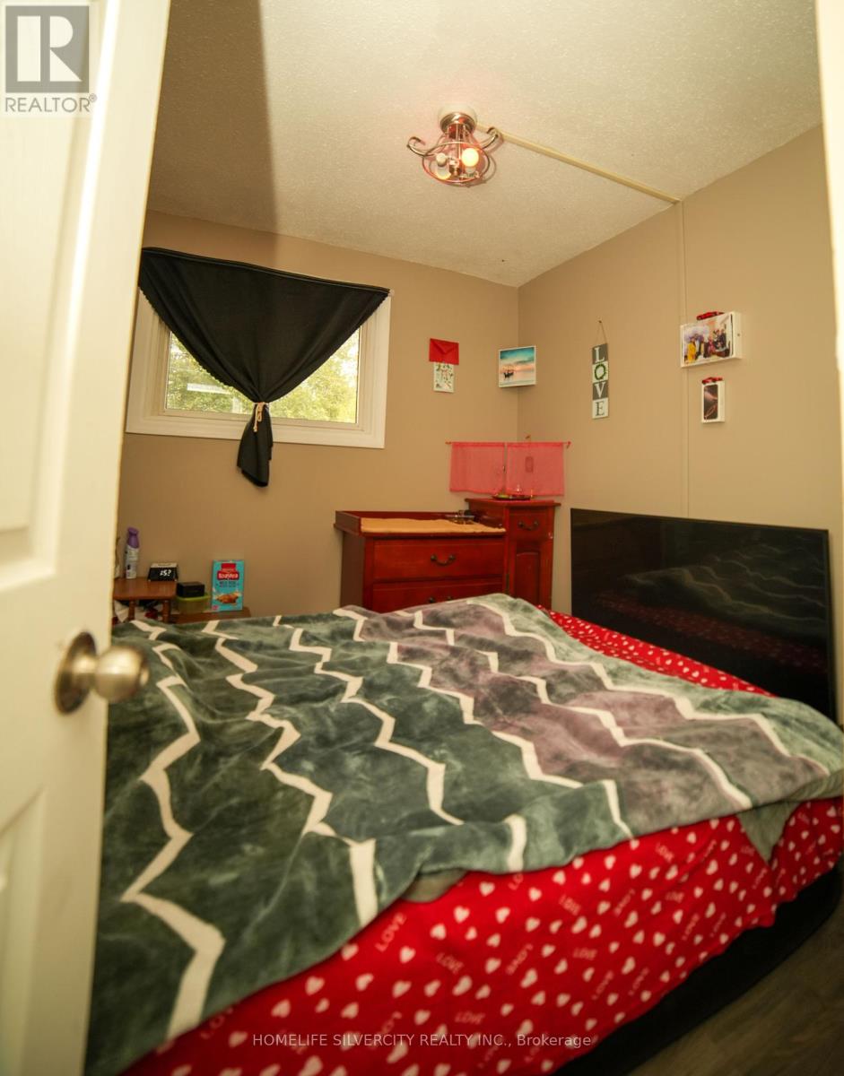 155 Shelley Drive, Greater Sudbury (Sudbury), Ontario  P3A 2S6 - Photo 34 - X12419205