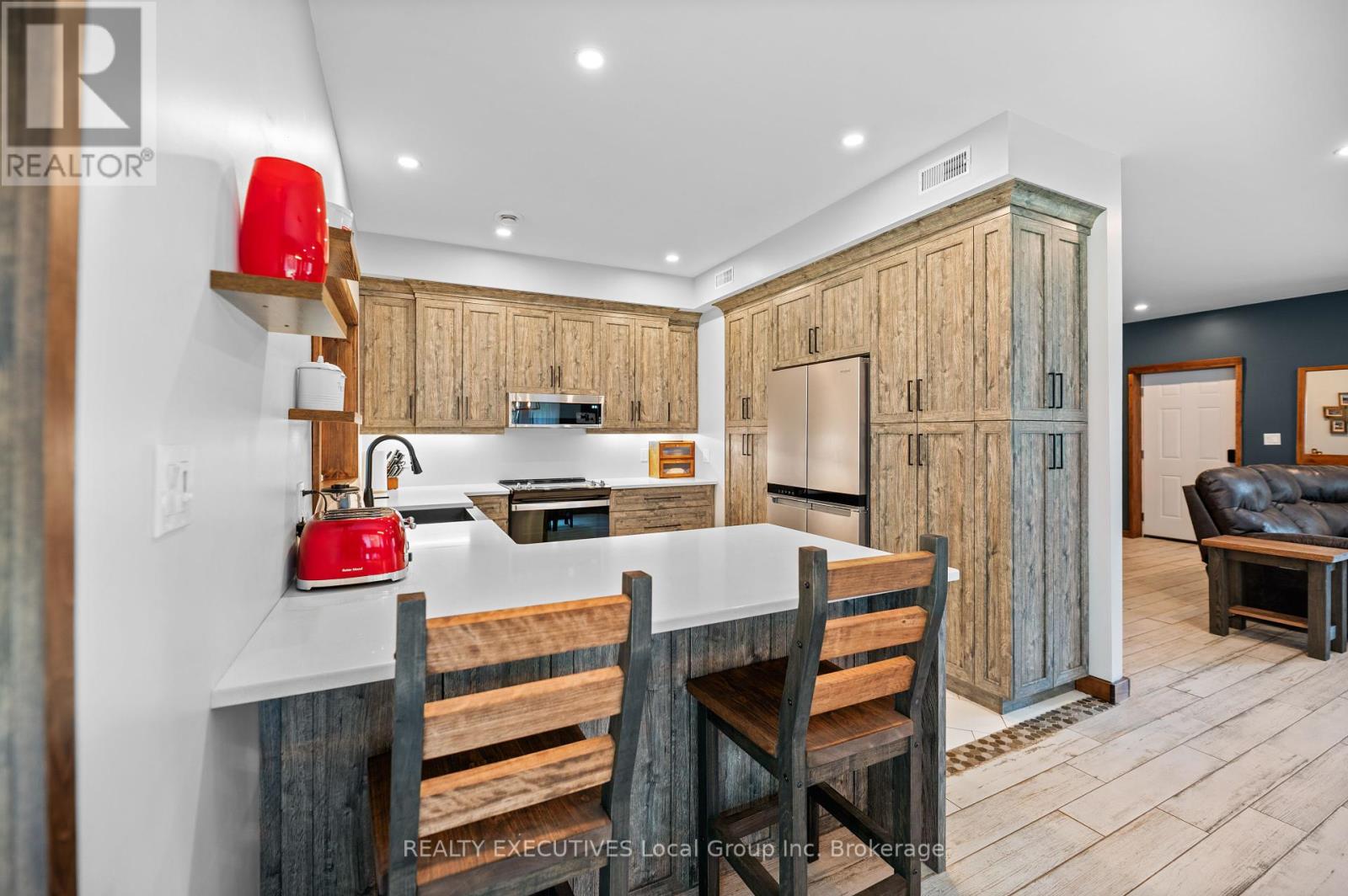 2149 South Shore Road, Bonfield, Ontario  P0H 1E0 - Photo 11 - X12419368