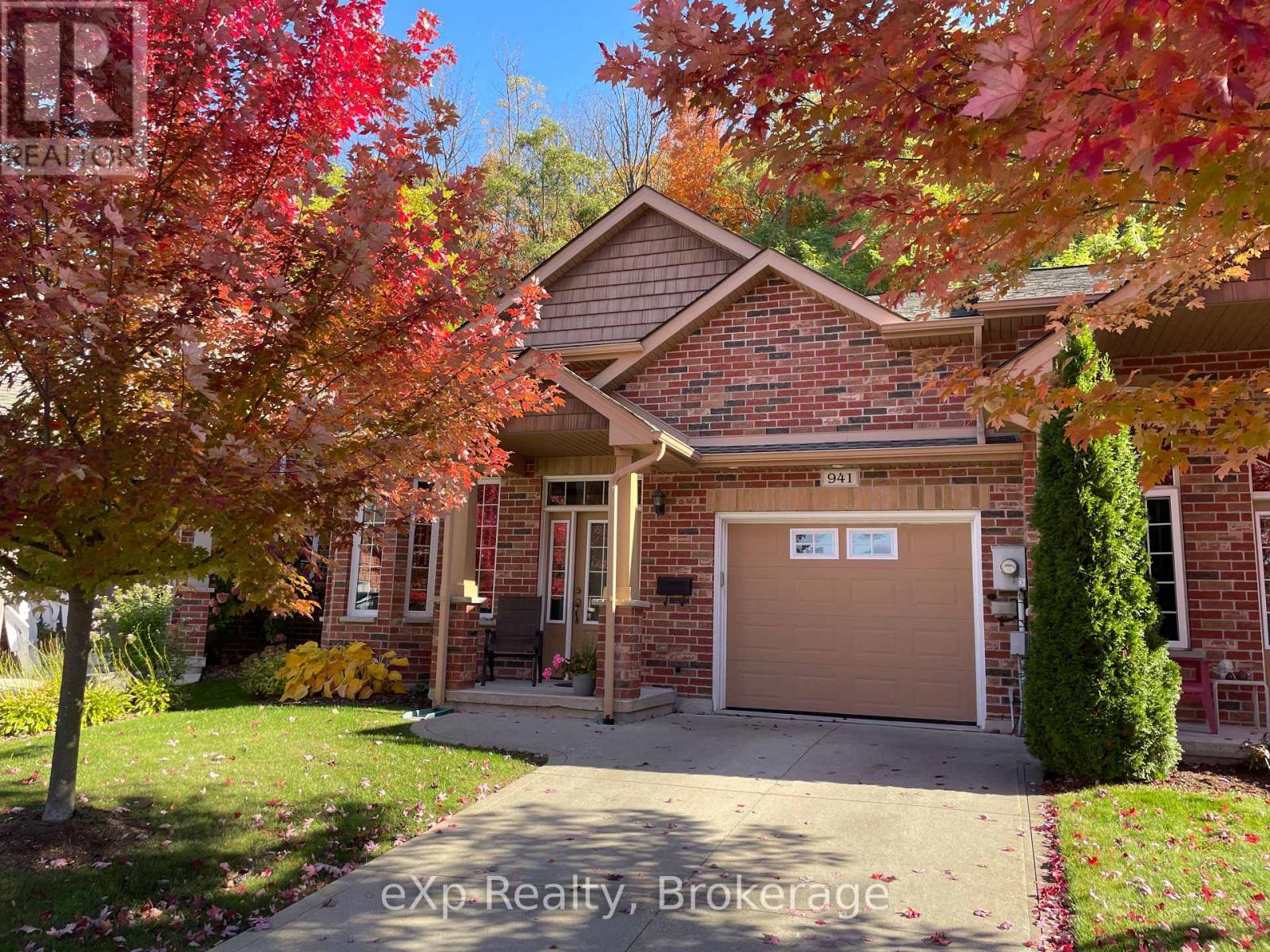 941 5th A Avenue E, Owen Sound, Ontario  N4K 0C2 - Photo 1 - X12385992