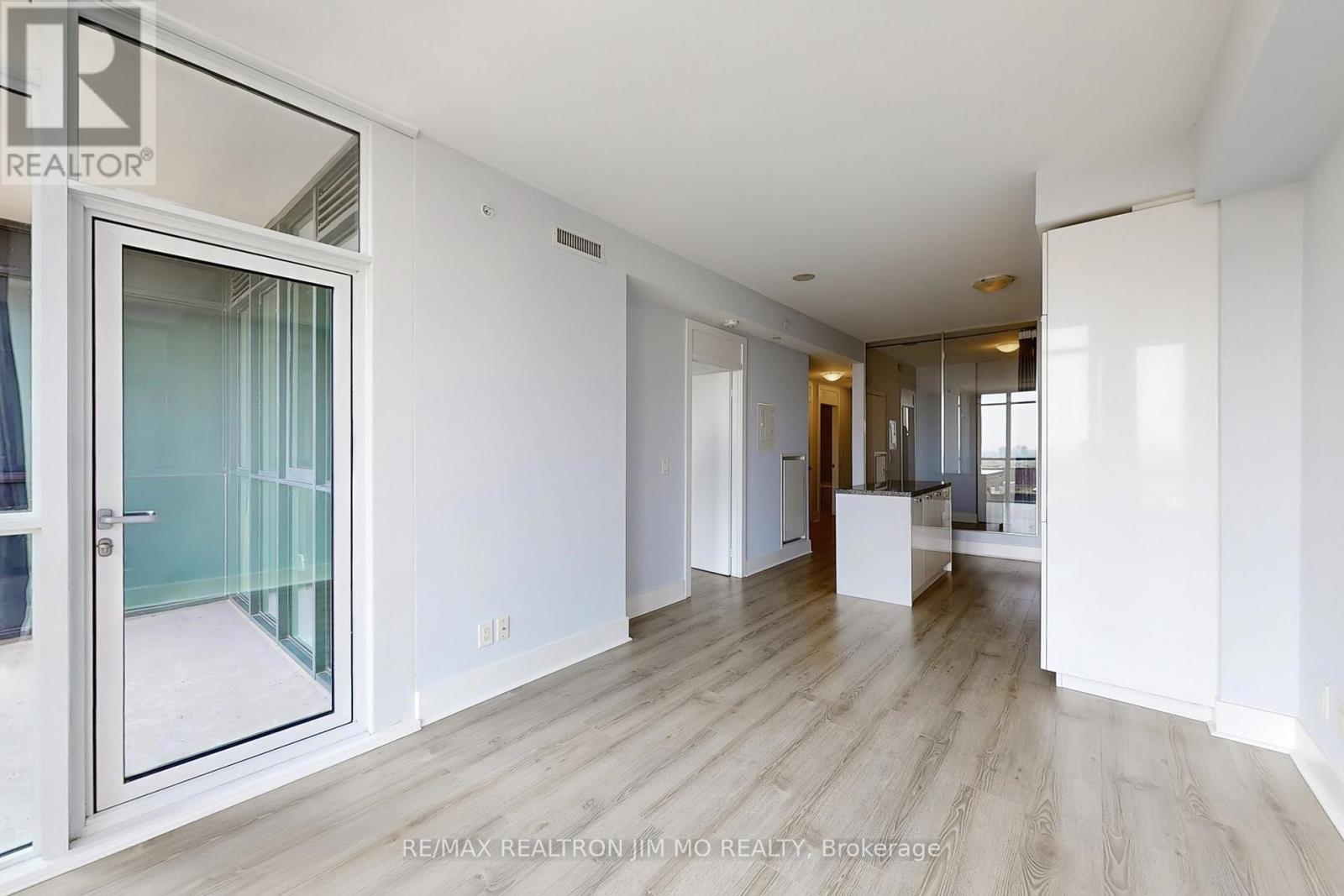 1706 - 32 Davenport Road, Toronto, Ontario  M5R 0B5 - Photo 11 - C12419246