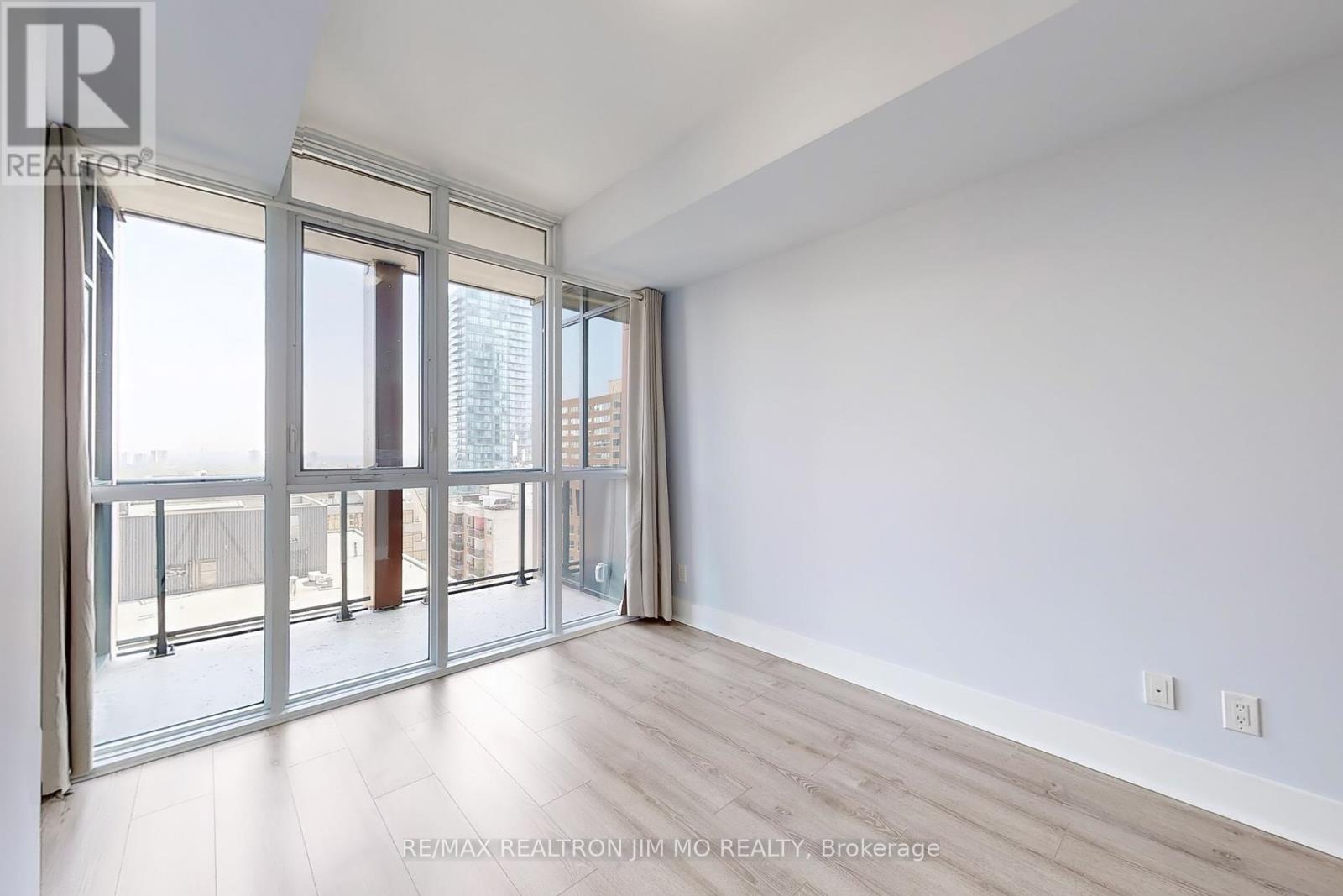 1706 - 32 Davenport Road, Toronto, Ontario  M5R 0B5 - Photo 13 - C12419246