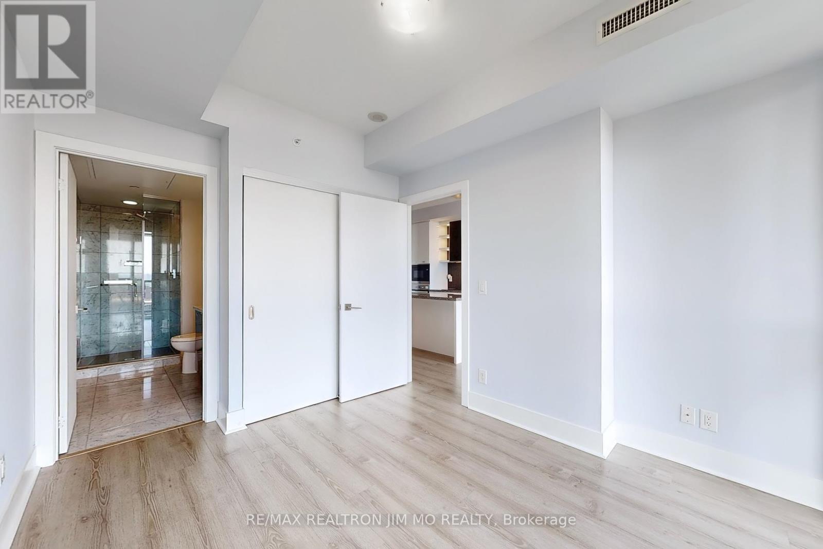 1706 - 32 Davenport Road, Toronto, Ontario  M5R 0B5 - Photo 18 - C12419246