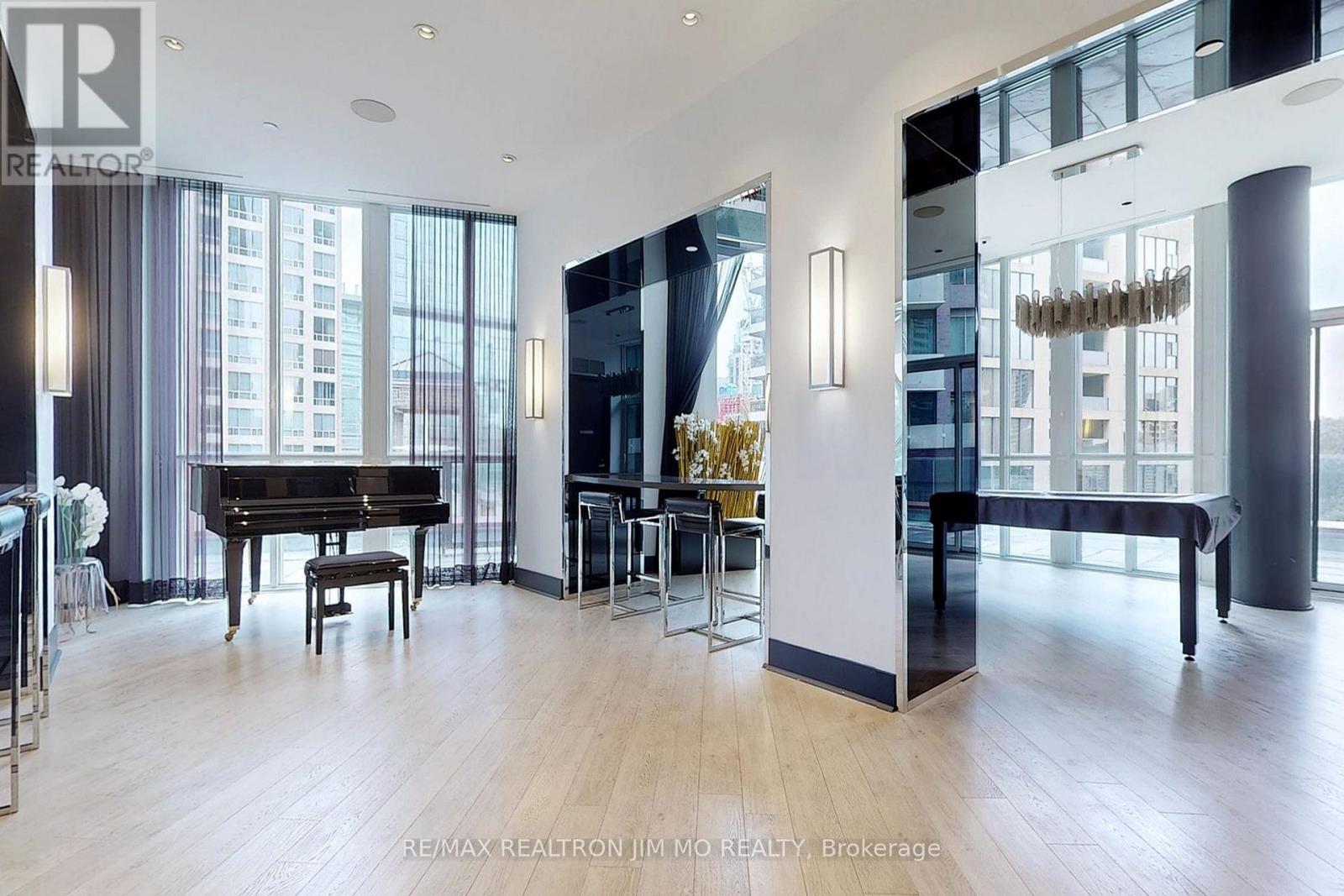 1706 - 32 Davenport Road, Toronto, Ontario  M5R 0B5 - Photo 33 - C12419246
