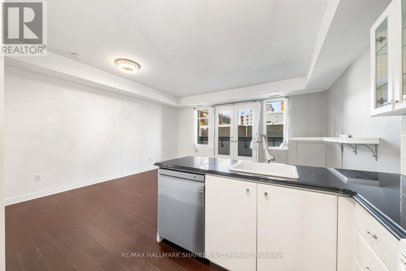 331 - 500 Richmond Street W, Toronto, Ontario  M5V 3N4 - Photo 17 - C12419276