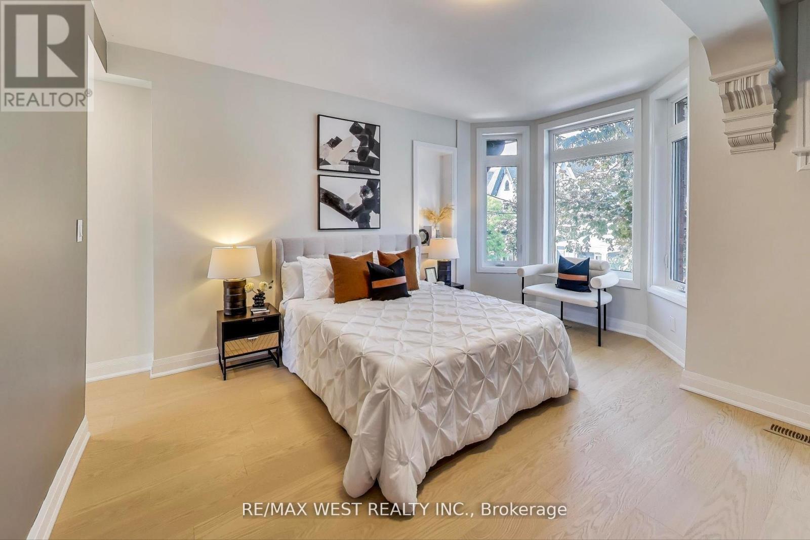 21 Rolyat Street, Toronto, Ontario  M6J 1S5 - Photo 19 - C12419289
