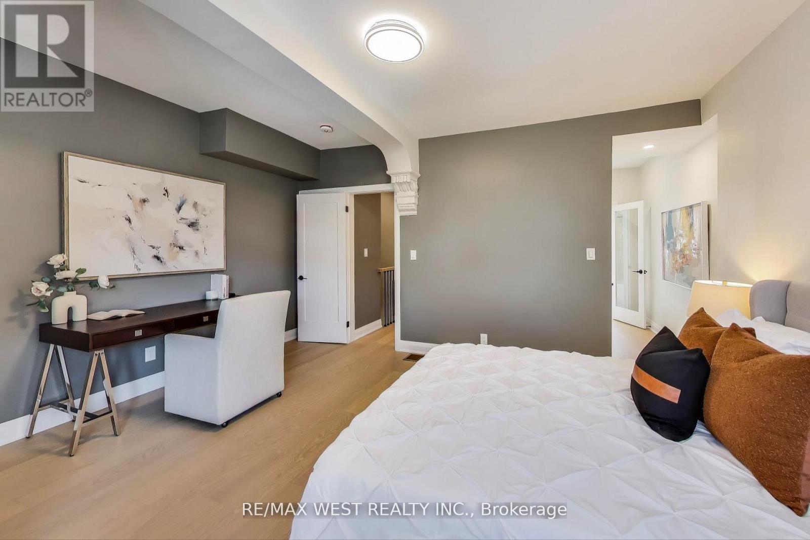 21 Rolyat Street, Toronto, Ontario  M6J 1S5 - Photo 20 - C12419289