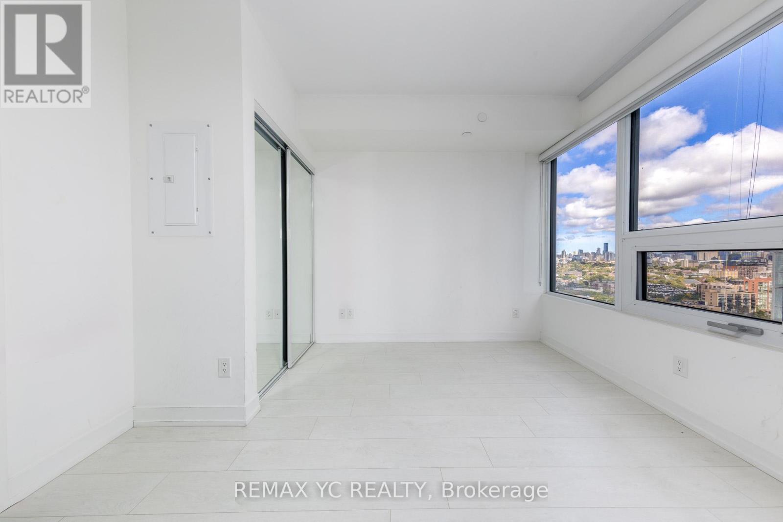 2202 - 19 Western Battery Road, Toronto, Ontario  M6K 3S4 - Photo 17 - C12419362