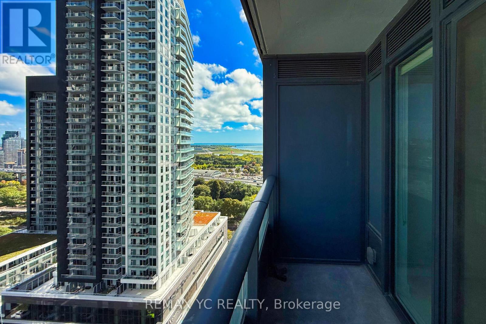 2202 - 19 Western Battery Road, Toronto, Ontario  M6K 3S4 - Photo 21 - C12419362