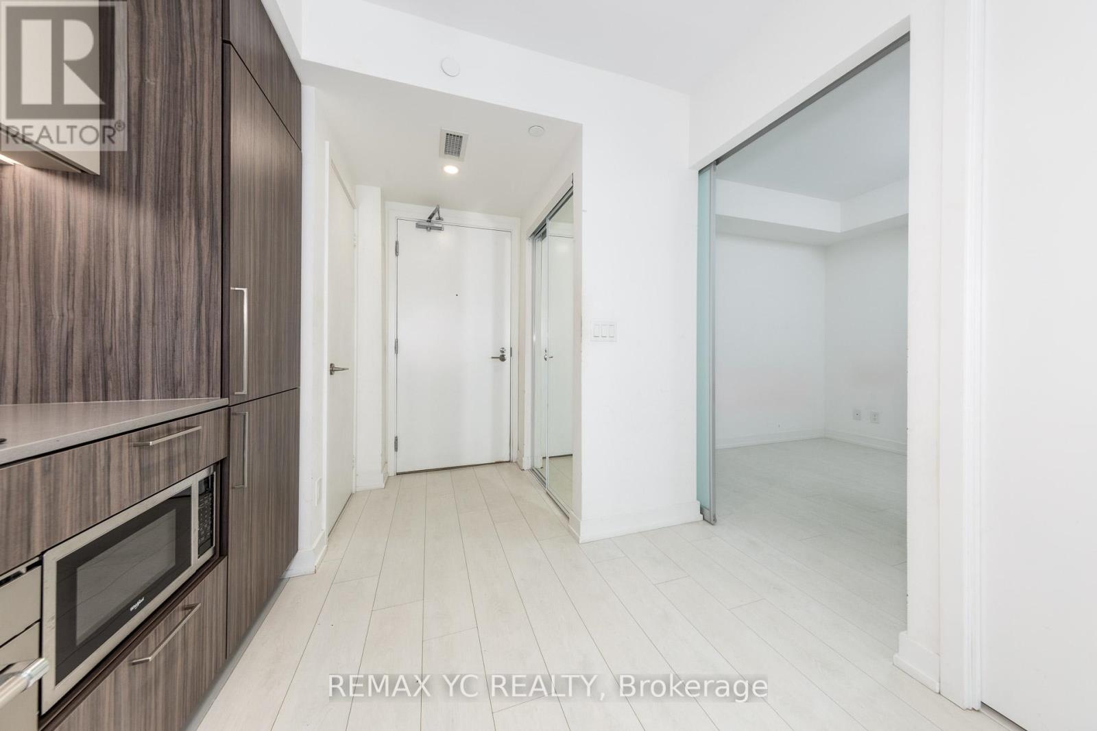 2202 - 19 Western Battery Road, Toronto, Ontario  M6K 3S4 - Photo 7 - C12419362